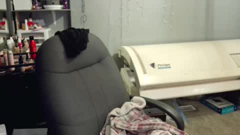 Lisa Lovely online show from 02/11/25, 11:01