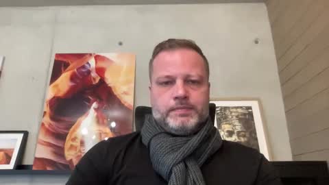 Snapshot of tattoomanforgirls chatting on 12/22/25, 09:06 tattoomanforgirls online show from 12/22/25, 09:06