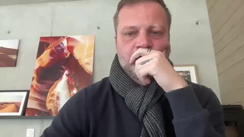 Snapshot of tattoomanforgirls chatting on 01/08/26, 09:22 tattoomanforgirls online show from 01/08/26, 09:22