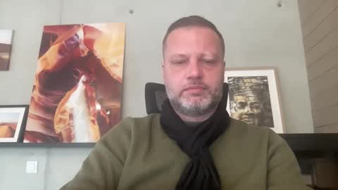 Snapshot of tattoomanforgirls chatting on 01/12/26, 08:41 tattoomanforgirls online show from 01/12/26, 08:41