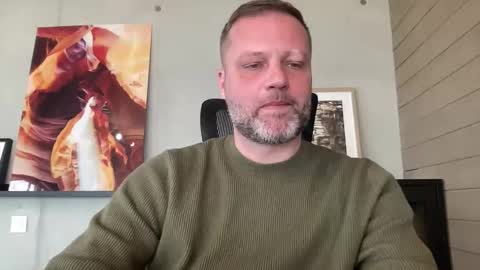 Snapshot of tattoomanforgirls chatting on 01/15/26, 09:58 tattoomanforgirls online show from 01/15/26, 09:58