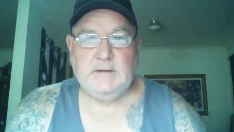 tattzsexy online show from 10/30/25, 10:43
