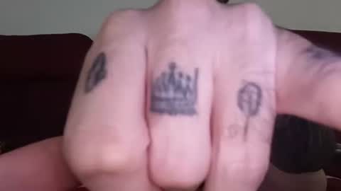 Snapshot of tatuadorhotxxx chatting on 06/05/26, 10:21 Tatuado20cm online show from 06/05/26, 10:21