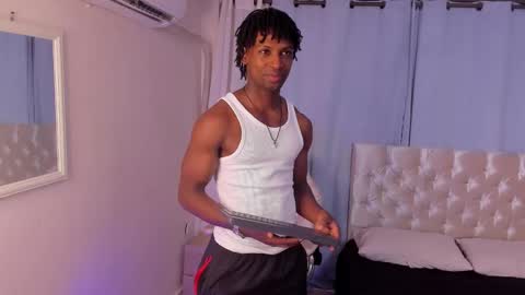 tau_montes online show from 11/06/25, 12:33