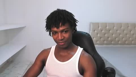 Snapshot of tau_montes chatting on 07/14/26, 01:19 tau_montes online show from 07/14/26, 01:19