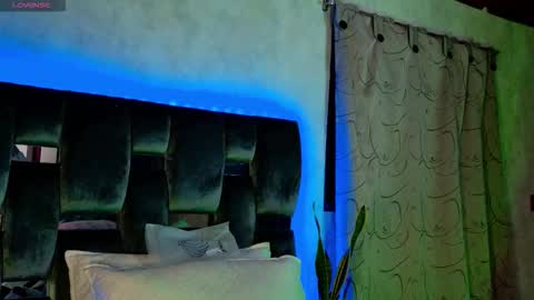 taurito___ online show from 10/31/25, 06:14