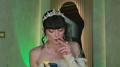 taurito___ online show from 12/17/25, 01:44