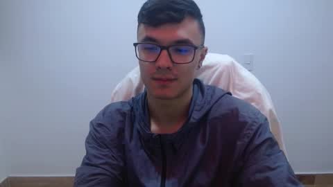 Snapshot of taurus4k chatting on 12/06/24, 04:03 taurus4k online show from 12/06/24, 04:03