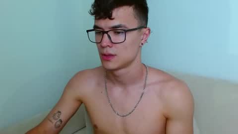 Snapshot of taurus4k chatting on 12/16/24, 01:53 taurus4k online show from 12/16/24, 01:53