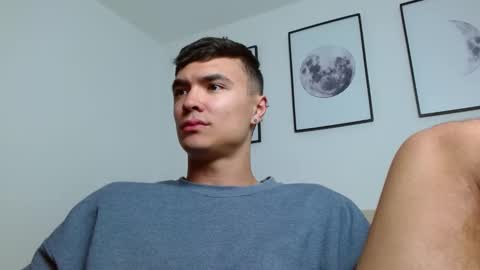 Snapshot of taurus4k chatting on 01/07/25, 01:17 taurus4k online show from 01/07/25, 01:17