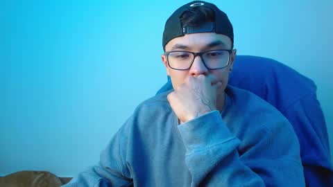 Snapshot of taurus4k chatting on 02/19/25, 01:08 taurus4k online show from 02/19/25, 01:08