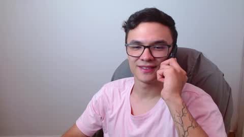 Snapshot of taurus4k chatting on 03/10/25, 03:45 taurus4k online show from 03/10/25, 03:45