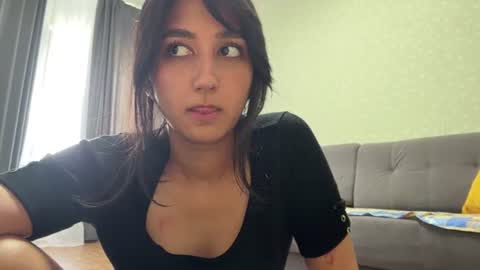 Riza online show from 06/27/26, 12:22