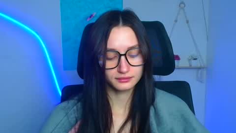 Taya online show from 02/17/26, 06:43