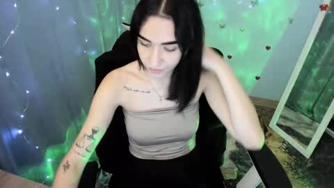 Snapshot of tayla_candy chatting on 11/20/25, 07:52 Tayla online show from 11/20/25, 07:52