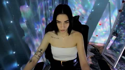 Snapshot of tayla_candy chatting on 11/22/25, 07:40 Tayla online show from 11/22/25, 07:40