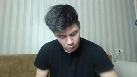Snapshot of tayler_durden_1 chatting on 01/23/25, 05:02 ... online show from 01/23/25, 05:02