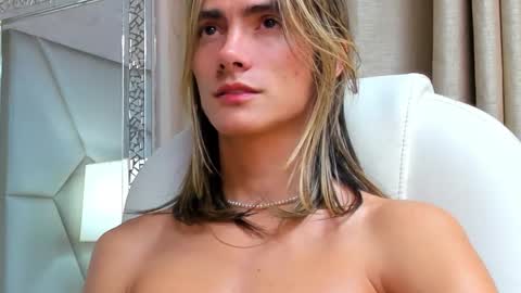 tayler_swift1 online show from 01/18/25, 10:06