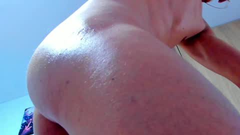 tayler_swift1 online show from 04/21/26, 02:04