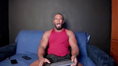 Tyler online show from 10/06/25, 09:01