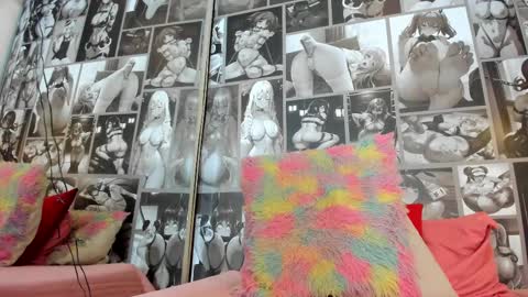 T A Y L E R  online show from 03/11/25, 10:42