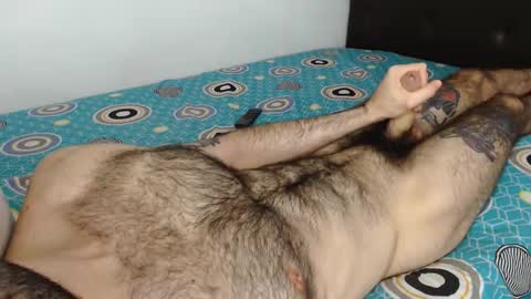 Taylor online show from 12/05/25, 08:27