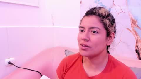 taylor_cupper_ online show from 11/20/25, 03:18