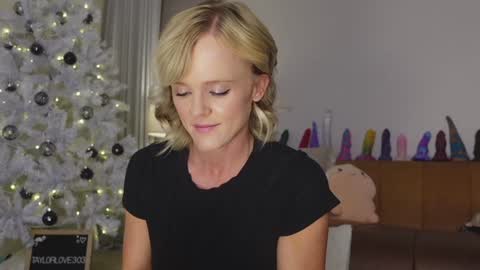 Taylor --  online show from 11/30/25, 11:25