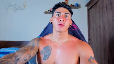 Snapshot of taylor_mclane1 chatting on 03/31/26, 04:18 taylor_mclane1 online show from 03/31/26, 04:18