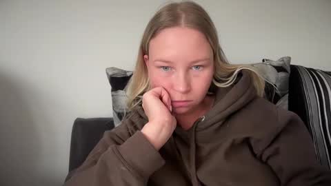 taylorlovett online show from 02/13/25, 02:09