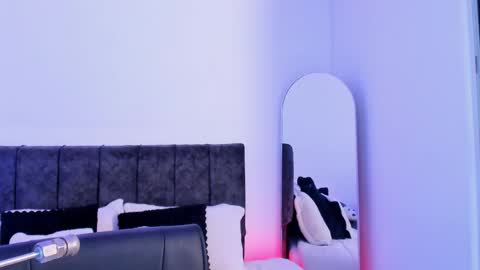 Taylor online show from 04/14/26, 08:15