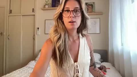 Taylor online show from 02/24/26, 12:41