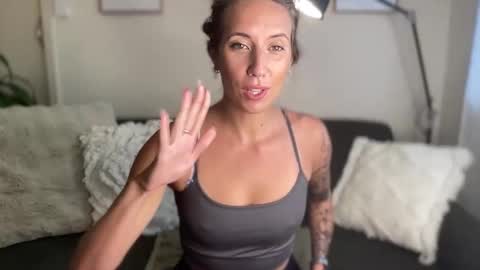 Taylor online show from 03/01/26, 11:40