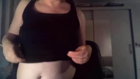 Snapshot of taylorxmilf chatting on 07/22/26, 10:56 TaylorXMilf online show from 07/22/26, 10:56