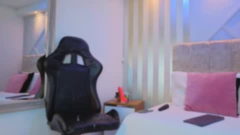 tayra online show from 02/13/26, 07:54