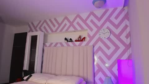 Snapshot of tayrasiny chatting on 05/06/26, 03:02 Tayra horny for you online show from 05/06/26, 03:02