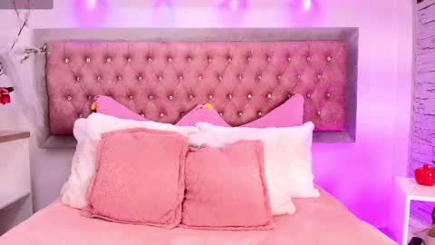 Sofia online show from 10/25/25, 12:56