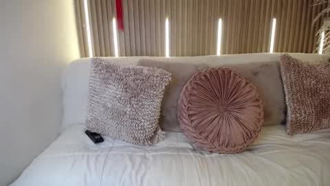 Sofia online show from 03/12/26, 08:37