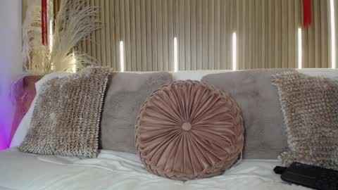 Sofia online show from 04/05/26, 08:17