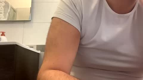 Tbest1986 online show from 12/29/24, 01:49