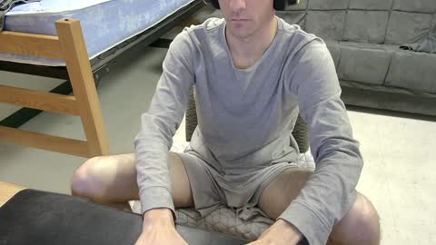 Snapshot of tbone_93 chatting on 12/07/24, 03:19 Tbone online show from 12/07/24, 03:19