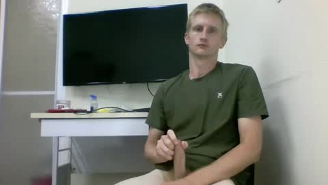 tcute0 online show from 09/17/25, 01:40