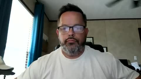 Snapshot of tdhawk87 chatting on 05/30/26, 03:09 tdhawk87 online show from 05/30/26, 03:09