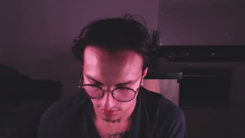 Teo independent model online show from 03/03/25, 06:04