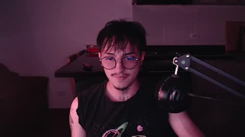 Teo independent model online show from 01/08/26, 02:36