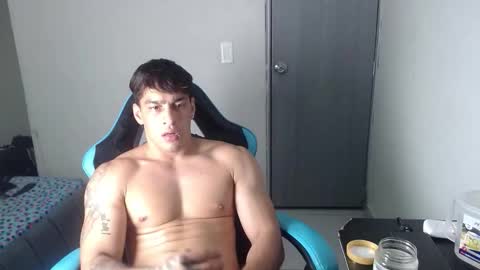 team23hot0 online show from 11/21/25, 04:22