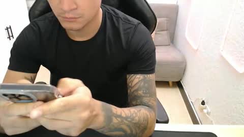 Snapshot of team_dinamite69 chatting on 02/10/26, 12:42 DYNAMITE DUO69 online show from 02/10/26, 12:42