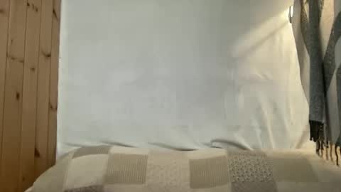 Snapshot of tease4meplz chatting on 09/23/25, 04:37 tease4meplz online show from 09/23/25, 04:37