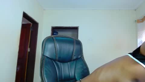 queen online show from 10/07/25, 10:34