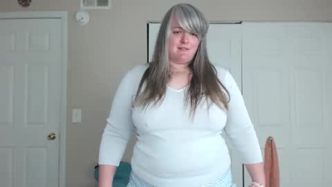 teases online show from 03/01/26, 02:08